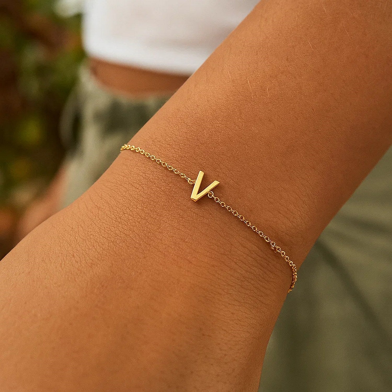 14K Yellow Gold Mini Initial V Bracelet