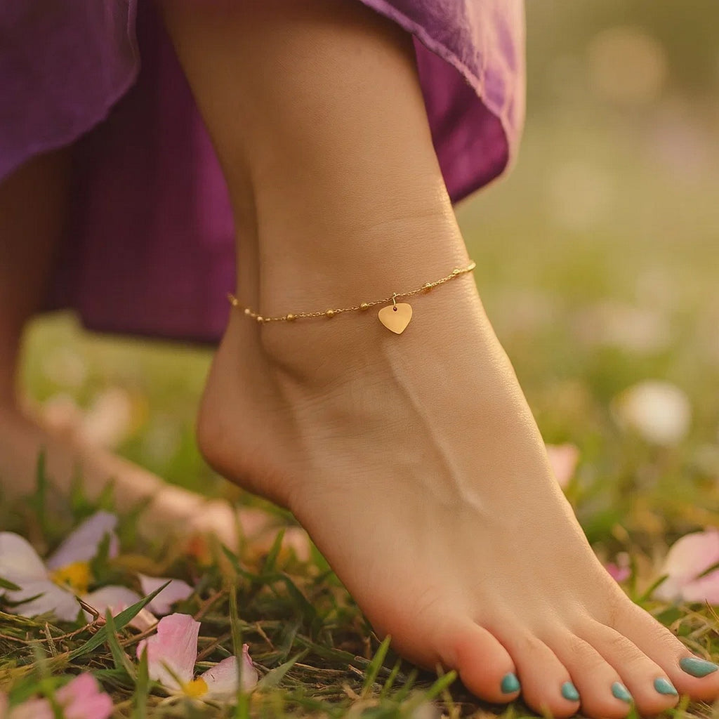 14K Yellow Gold Dangle Heart and Bead Station Anklet