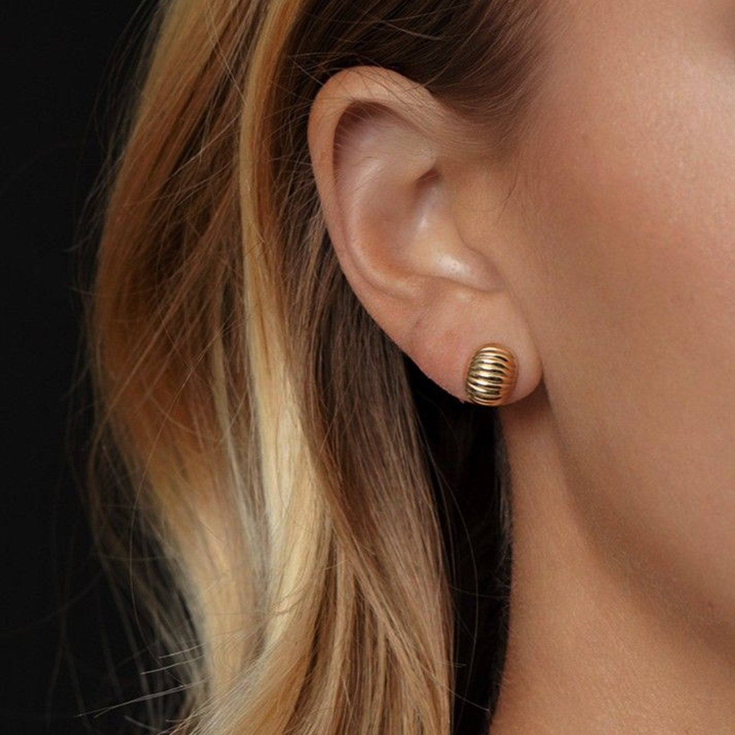 14K Yellow Gold Oval Button Earrings